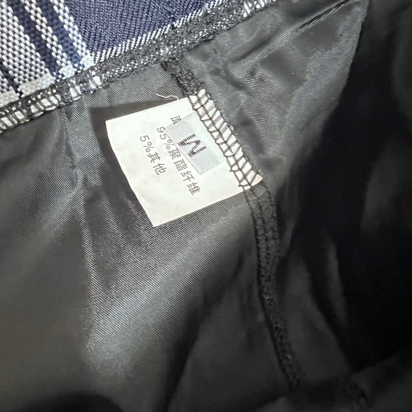 Navy Blue White Plaid Mini Skirt Skort Size Medium Pleated Academia Preppy - Picture 5 of 5